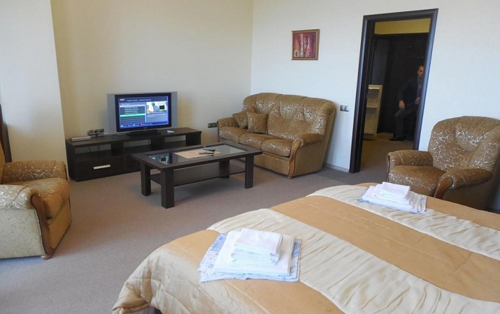 САНАТОРИЙ «КРИНИЦА»